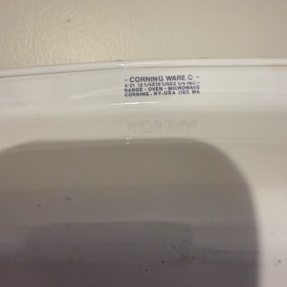 Corningware White Baking Dish with Floral Design - Picture 3 of 6